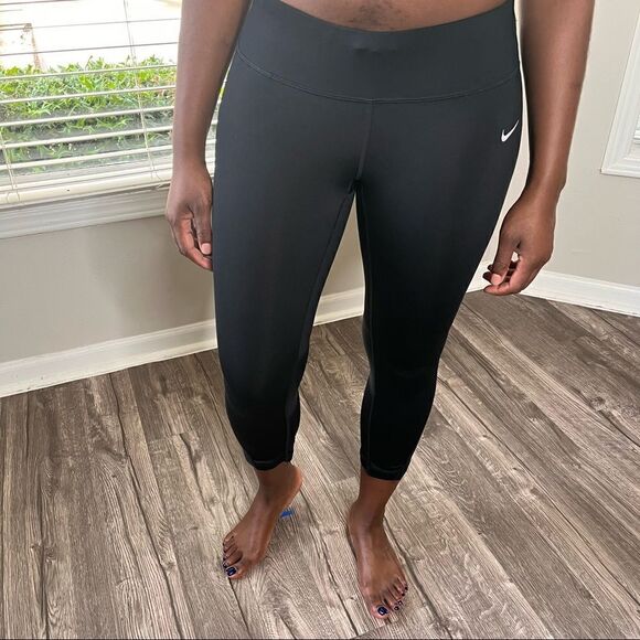NIKE DRI-FIT Legging With Inner Drawstring - Picture 1 of 12